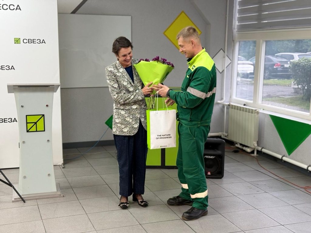 Шестикратная олимпийская чемпионка Егорова встретилась с командой «Свезы»